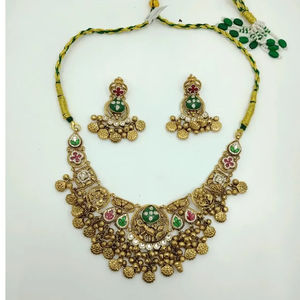 Parure Collier et Boucles d'Oreilles Argent et Or d'Inspiration Royale avec Perles Texturées et Pierres Vibrantes - Product Image 2