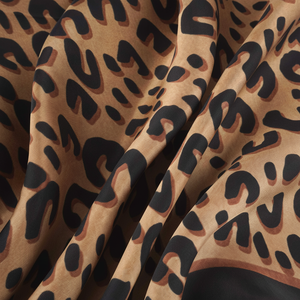 Pañuelo con estampado de flores elegante a la moda para mujer, pañuelo para la cabeza de satén de seda, bufandas para mujer - Product Image 1