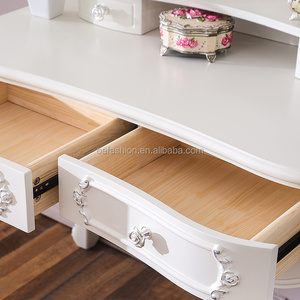 OE-FASHION simple blanc belle simple petite coiffeuse avec miroir et tabouret - Product Image 3