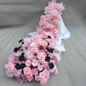 Chemin de table en roses artificielles violettes pour la décoration de mariage, banquet ou scène - Product Image 3