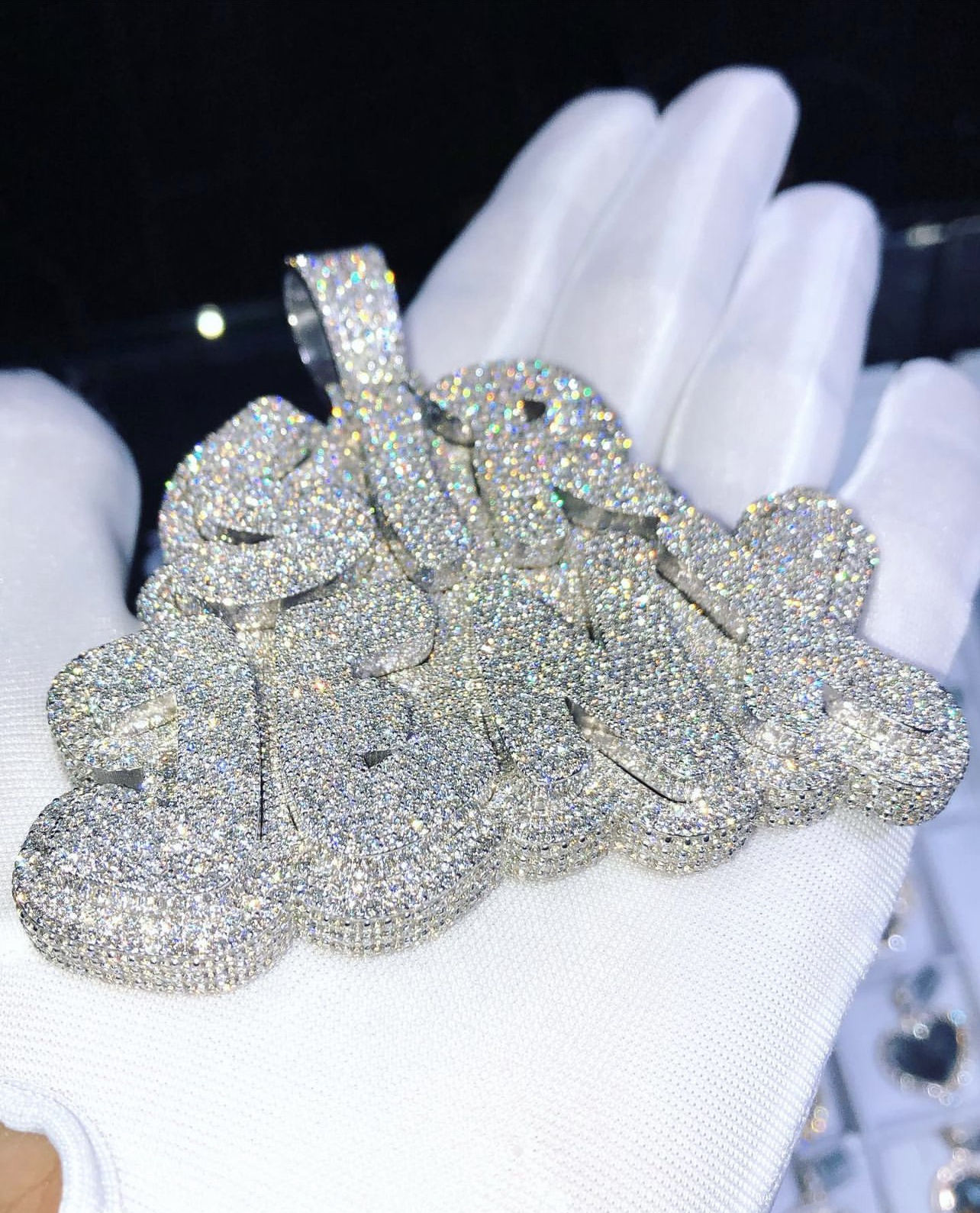 Conception de pendentif professionnelle