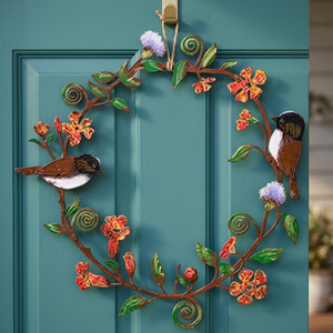 Couronne rustique artisanale en métal avec oiseaux et fleurs, couronnes décoratives pour usage extérieur - Product Image 6