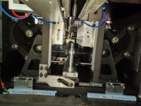 Machine de fabrication de bouteilles en plastique 6 cavités 600 ml entièrement automatique pour le soufflage par étirage de PET, haute productivité, facile à utiliser
