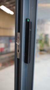 Liga De Alumínio Elétrica Porta Deslizante Panorâmica Inteligente Energia Elétrica Poupança Porta De Vidro Outras Portas - Product Image 5