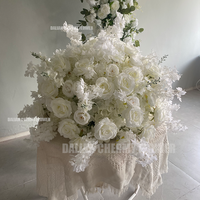 Boule de fleurs artificielles en soie OEM pour mariage, grande boule de fleurs blanches de 70 cm, centre de table de mariage