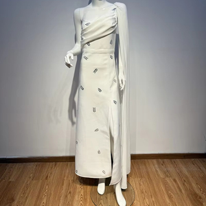 Elegante Abito <span class=keywords><strong>Lungo</strong></span> da Sera Bandage <span class=keywords><strong>Rosso</strong></span> Lusso Monospalla <span class=keywords><strong>con</strong></span> <span class=keywords><strong>Spacco</strong></span> e Mantella per Donna 2025 - Product Image 3