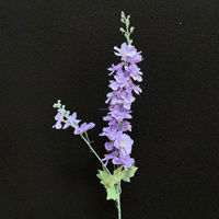 Fleurs artificielles réalistes en soie à double tige, type Delphinium, pour arrangements de mariage et présentoirs modernes en extérieur (vente en gros, prêtes à expédier)