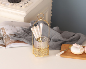 Set portabagagli d'oro di lusso con bel cucchiaio di buona qualità tazze da tè <span class=keywords><strong>in</strong></span> vetro e piattini - Product Image 5