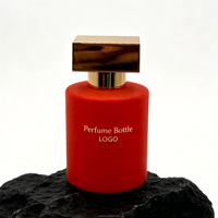 Flacon de parfum en velours premium 50 ml 100 ml rouge rose, design luxueux personnalisé, flacon de parfum avec bouchon en alliage de zinc en forme de couronne