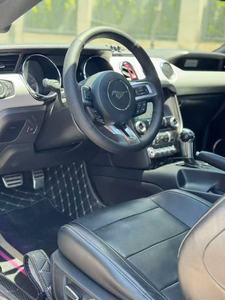 Ford <span class=keywords><strong>Mustang</strong></span>: Nacido <span class=keywords><strong>en</strong></span> 1964, construido para correr a la deriva. Más de 60 años de libertad, potencia y el espíritu americano. - Product Image 5