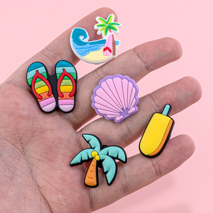 Populares adornos de PVC personalizados para zuecos con temática del Mar Báltico, dijes de dibujos animados DIY para decoración de calzado, regalos y souvenirs divertidos - Product Image 3