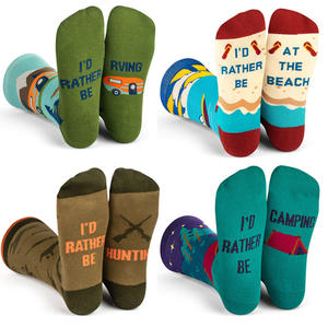 Alta calidad, preferiría estar cazando Rving Beach <span class=keywords><strong>Camping</strong></span>, novedad, letras en inglés, calcetines deportivos de tubo para tripulación Unisex, calcetines bonitos - Product Image 1
