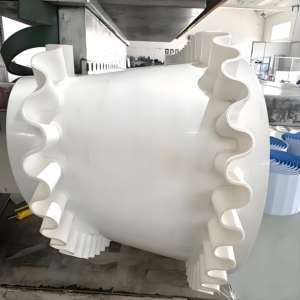 Bande transporteuse en PVC vert avec paroi latérale ondulée pour machines agricoles - Product Image 1