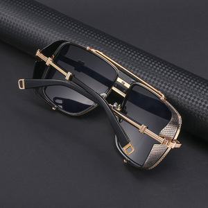 Lunettes de soleil unisexes ZS104C59 en métal, verres PC UV400, monture noire, protection solaire intégrale, style steampunk tendance - Product Image 3