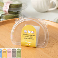 Vente en gros Boîtes d'emballage jetables transparentes en demi-cercle pour rouleaux de gâteaux Rouleau suisse Boîte d'emballage de gâteaux en plastique portable Décoration de fête