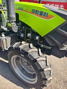 Trattore Agricolo Ufficiale 50HP 4WD Zoomlion RD504 Personalizzabile con Cambio Automatico e Pompa - Product Image 3