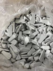 ISO18000-6C/EPC Class1 Gen2 UHF <span class=keywords><strong>RFID</strong></span> 태그 스티커 라벨 의류 재고 관리 860-960MHz 주파수 준수 <span class=keywords><strong>EAS</strong></span> - Product Image 2