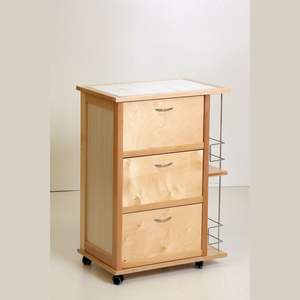 Armoire 3 portes en hêtre massif de qualité supérieure avec porte-bouteilles – Solution de rangement efficace en bois pour les besoins de rangement spacieux - Product Image 1