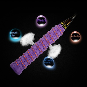 Véritable tige de <span class=keywords><strong>raquette</strong></span> de <span class=keywords><strong>tennis</strong></span> bicolore perforée avec revêtement de quille à la main, antidérapante et absorbant la sueur. - Product Image 3