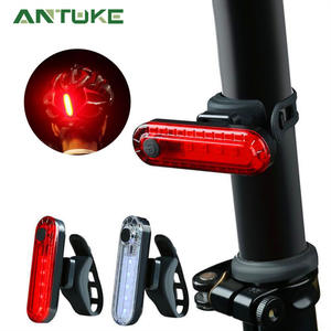 Luz trasera para bicicleta Antuke 056, luz LED de seguridad recargable por USB roja con 4 modos para conducción nocturna, accesorio para ciclismo - Product Image 1