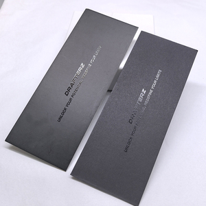 Tarjeta de Agradecimiento Negra Personalizada de Lujo Meijei con Logotipo Impreso <span class=keywords><strong>en</strong></span> UV, Papel Mate/Kraft de 700g, 5.5x14.5cm con Instrucciones de Cuidado - Product Image 1