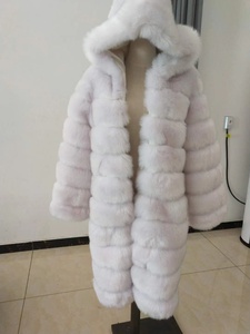 Cappotto OEM all'Ingrosso in Pelliccia Sintetica di Volpe Bubble da Donna, Giacca Invernale Lunga in Pelliccia Sintetica, Felpe con <span class=keywords><strong>Cappuccio</strong></span> Personalizzate Soffici in Pelliccia Sintetica da Donna - Product Image 6