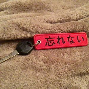 พวงกุญแจปักโลโก้สายการบิน LCC1335 แบบขายส่ง ป้ายห้อยกุญแจแบบถอดได้ พร้อมข้อความ "Remove Before Flight" ปักโลโก้แบบทอ  แบบอนิเมะ  แบบเจ็ทแท็ก - Product Image 6