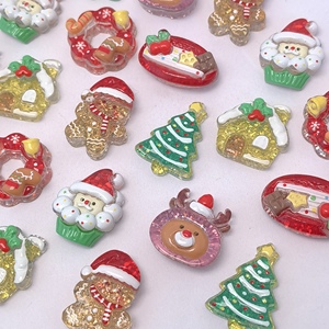 Mini-breloques de Noël en résine, rennes mignons, sapins de Noël, guirlandes, maisons en pain d'épices, cabochons à dos plat, ornements pour loisirs créatifs et cadeaux - Product Image 3