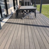 Plancher de terrasse WPC personnalisé 1ère génération, 6 trous ronds, grain de bois 3D en relief, rainures larges pour extérieur
