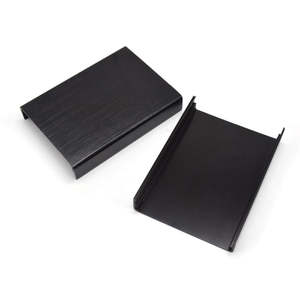 Boîtier électronique personnalisé en aluminium anodisé noir sablé, boîtier en aluminium extrudé à corps divisé avec panneaux d'extrémité - Product Image 3