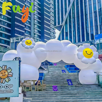 Avec éclairage LED Ballon gonflable en forme d'arche en forme de nuage pour l'affichage d'événements