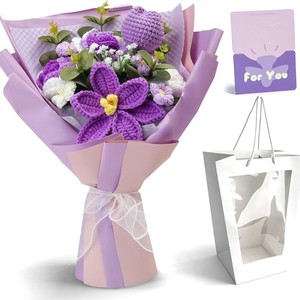 Ramo de Flores de Lana Tejido a Crochet, Hecho a Mano, Color Morado, Regalo Decorativo para Madres y Maestras - Product Image 1