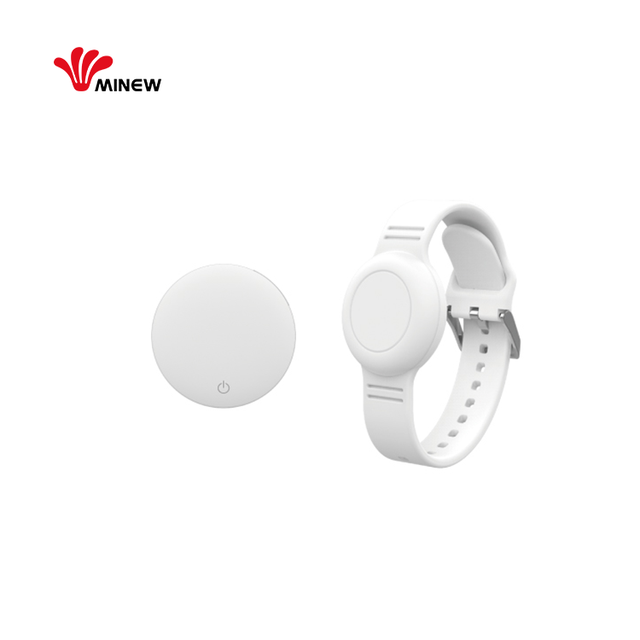 Minew IoT Device Wearable Location ibeacon Tag Geofence RTLS Mini Thin NFC ble Tag Bluetooth Beacon for Indoor Positioning