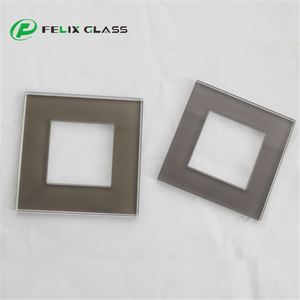 Felix Glass - Panneau en verre personnalisé pour interrupteur mural |   Cadre noir, couleur personnalisable - Product Image 6