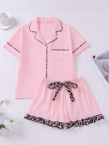 Pigiama Estivo da Donna con Bordo Leopardato, Maniche Corte, Pantaloncini, Bottoni, Orlo Arricciato, Morbido ed Elastico, Casual, per il Relax e il Sonno - Product Image 2