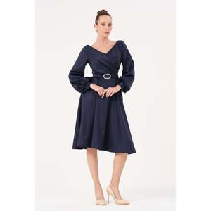 Robe décontractée pour femme DANS 1599, coupe classique, bleu marine, pour tous les jours - Robe midi à manches longues confortable en mélange de polyester et de coton - Product Image 2