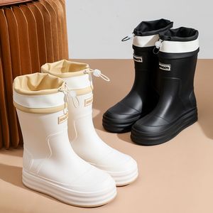<span class=keywords><strong>Botas</strong></span> de lluvia impermeables con suela gruesa para mujer, <span class=keywords><strong>botas</strong></span> cortas antideslizantes de estilo coreano a la moda para exteriores para todas las estaciones - Product Image 2