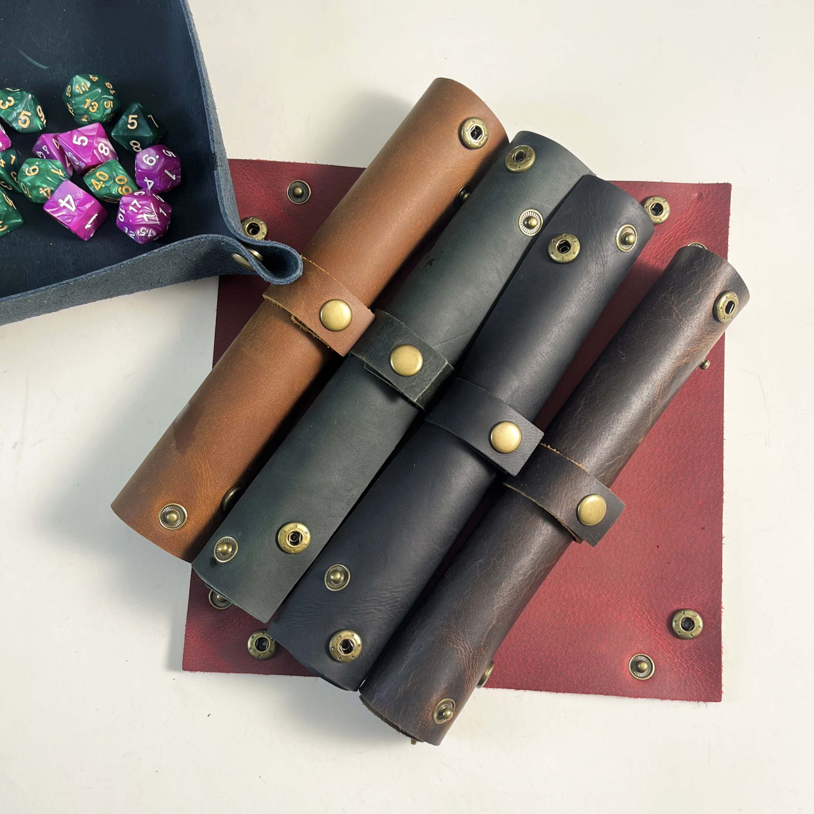 Black tray without dice