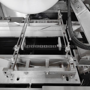 <span class=keywords><strong>Machine</strong></span> d'emballage automatique de <span class=keywords><strong>cellophane</strong></span> pour boîte à thé <span class=keywords><strong>Machine</strong></span> d'emballage de boîte de parfum - Product Image 6