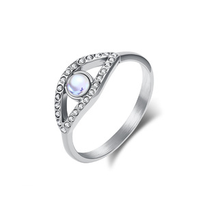 Anillo de Piedra Lunar para Mujer, Joyería Artística Retro de Moda en Acero de Titanio para el Dedo Muñeco - Product Image 1
