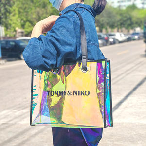 Sac fourre-tout en PVC transparent orange avec logo personnalisé, fermeture à bandoulière, design élégant et tendance pour cadeaux, shopping, Chine - Product Image 2