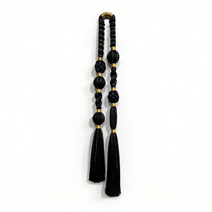 Décoration murale en macramé style Caralarga, noir et or, avec nœuds et pompons, pour la maison, le salon ou un mariage - Product Image 5