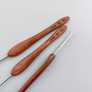 Aguja de Crochet Jinlan |   Aguja de Acero Inoxidable con Mango de Madera de Dalbergia Oliveri, <span class=keywords><strong>Punta</strong></span> Estándar Nueva, para Tejer DIY - Product Image 4