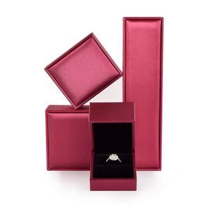 High quality leather gemstone jewelry box holder with jewellery storage custom jewellery packaging