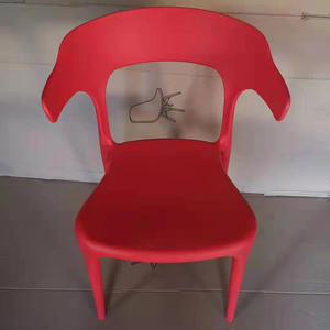 كراسي بلاستيكية ملونة يمكن رصها فوق بعضها للحدائق كراسي خارجية أثاث كراسي بلاستيكية للمناسبات - Product Image 4