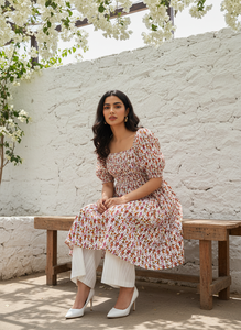 Robe courte en tissu cambriqué pour femmes, style minimaliste des années 1960, tissu léger et confortable, robe d'été décontractée rétro pour la mode de tous les jours - Product Image 3