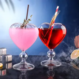 Nuovo stile di disegno bar a forma di <span class=keywords><strong>cuore</strong></span> creativo della tazza tazza di stile Giapponese tazza di vetro di vino calice di vetro tazza - Product Image 1