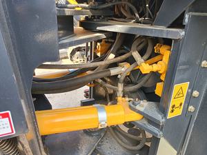 Livraison gratuite comme neuf à bas prix 3 tonnes CLG835 chargeuse d'occasion LiuGong835 LiuGong 835 conforme EPA & CE en stock - Product Image 6