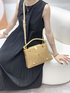 Bolso de Mano de PU con Diamantes Brillantes 2026, Nuevo Bolso de Mujer Europeo Americano Transfronterizo, Bolso de Hombro con Cadena y Remaches - Product Image 6