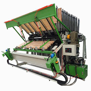 Prensa de encolado de madera hidráulica neumática de 10/14/20 filas con abrazadera giratoria y transportador compuesto - Product Image 1